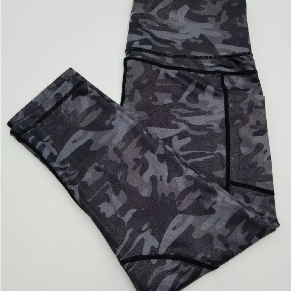 Zyia Women’s Size 20 Black and Gray Camouflage High and Tight Leggings - Picture 5 of 8